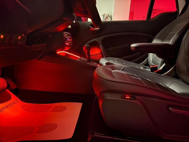 SMART ForTwo EQ Prime TETTO PAN-INTERNI IN PELLE-SEDILI RISCAL.