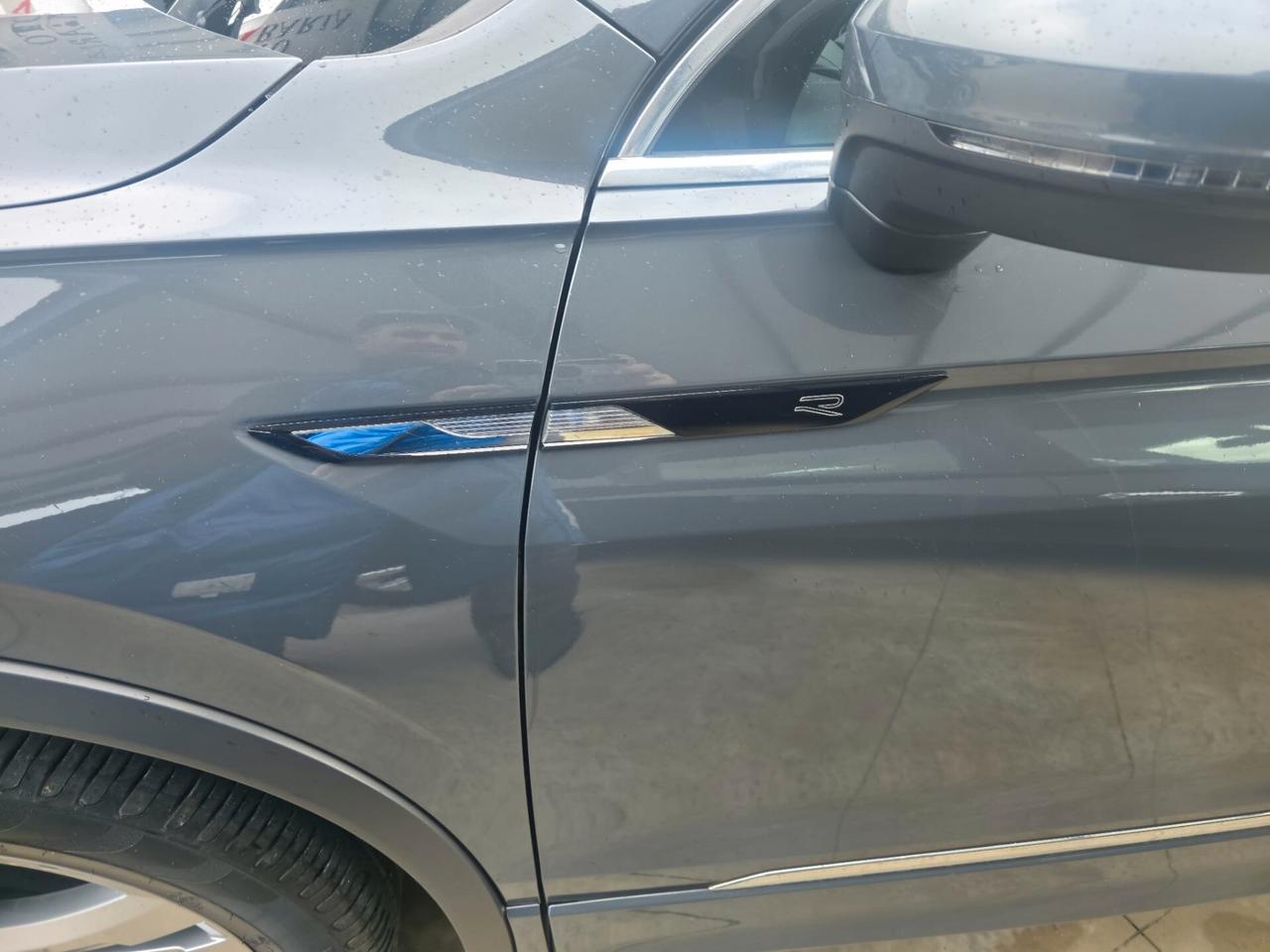 Volkswagen Tiguan 2.0 TDI 150 CV SCR DSG R-Line