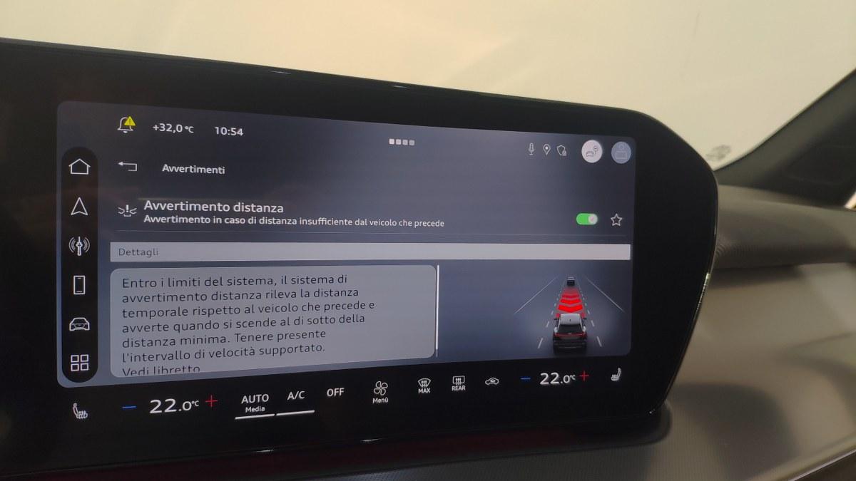 AUDI Q3 Tfsi 110 Kw Mhev S Tronic S Line Edition