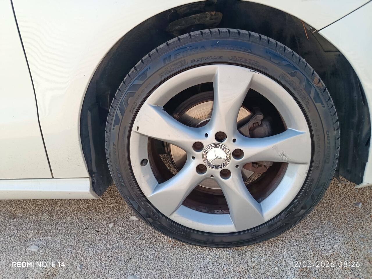 Mercedes-benz B 180 CDI BlueEFFICIENCY Premium ganzia a parte 1000 euro