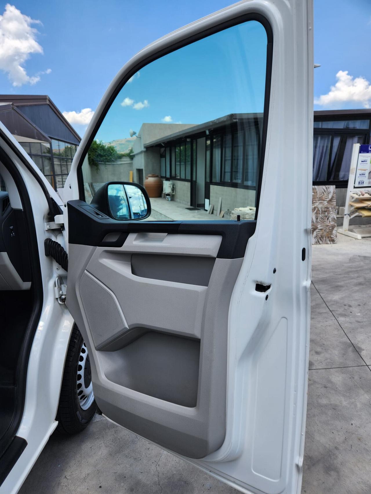 VOLKSWAGEN TRASPORT T6 2.0 102 CV ANNO 2019