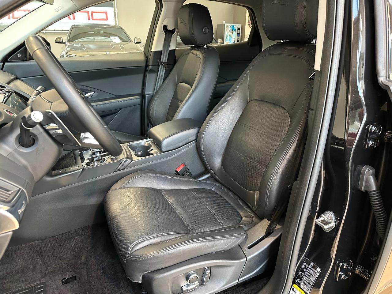 Jaguar E-Pace 2.0d i4 mhev SE awd 163cv auto-20"-Pelle-Camera 360