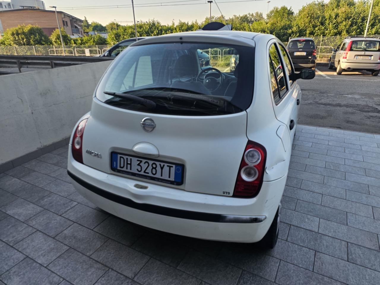 Nissan Micra 1.2 16V 65CV 5 porte Junior
