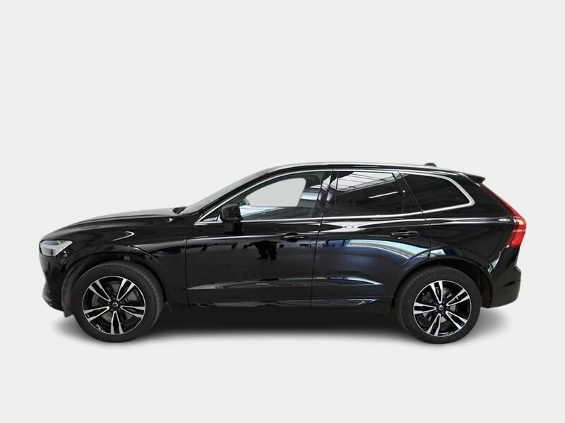 VOLVO XC60 B4 D AWD automatico Momentum Pro