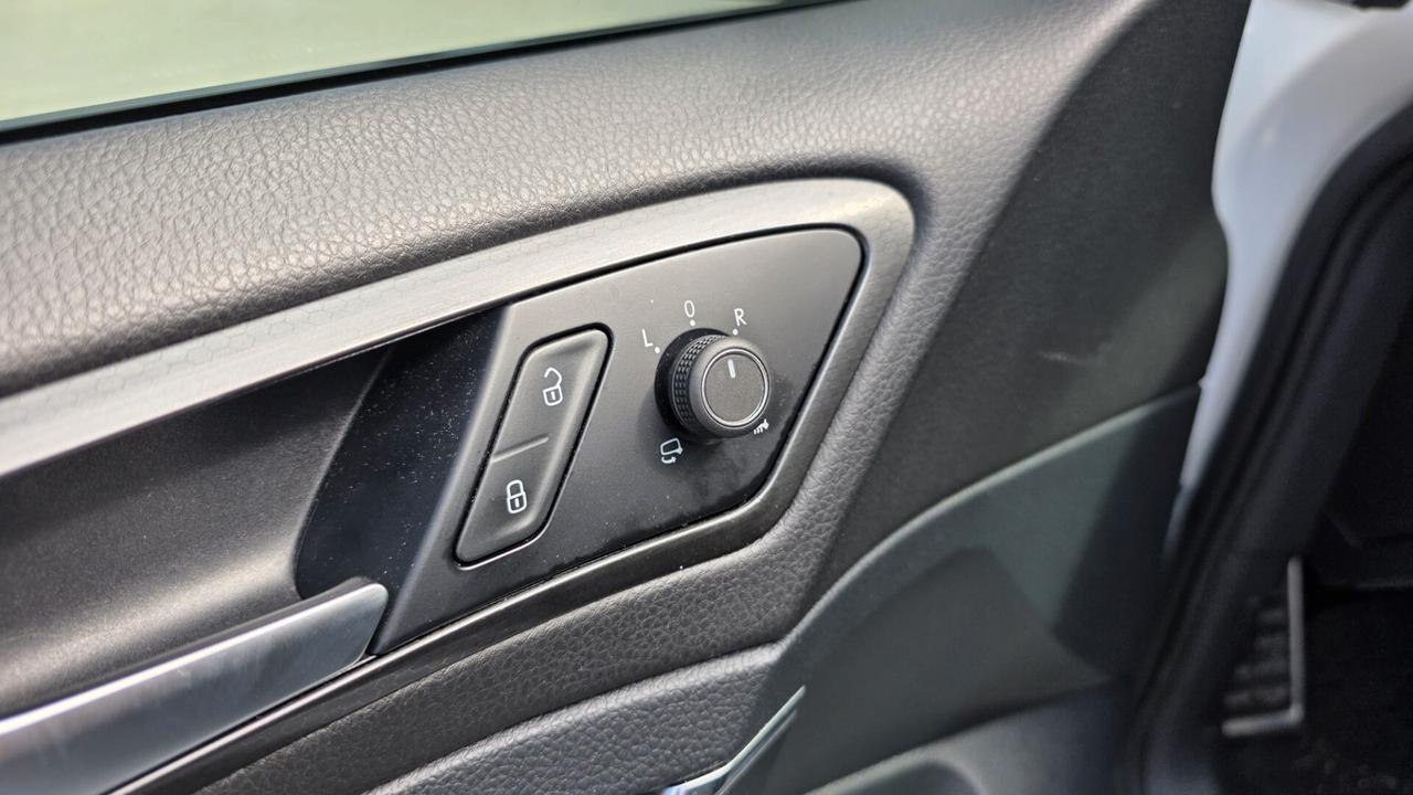 Volkswagen Golf GTD 2.0 TDI DSG Tetto Cockpit