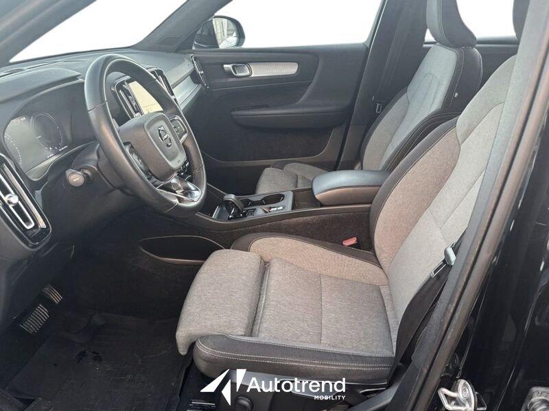 Volvo XC40 T5 180+82 CV Plug-in Hybrid Recharge Automatica Core