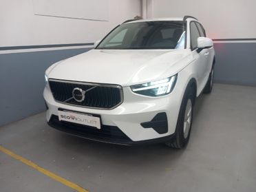 VOLVO XC40 2.0 b3 Essential auto