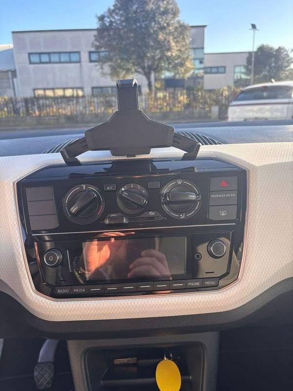 Volkswagen up! 1.0 44kW move up!