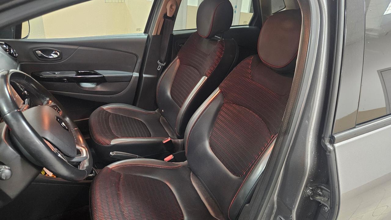 Renault Captur dCi 8V 90 CV EDC Start&Stop Energy Intens