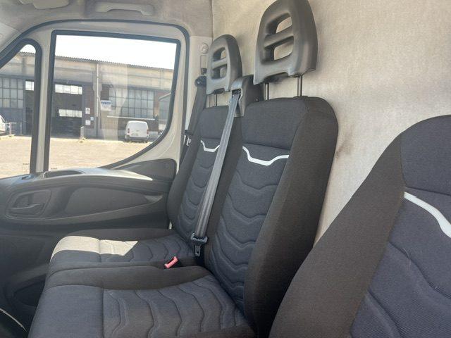 IVECO Daily 33S12V 2.3 HPT PC-TN Furgone