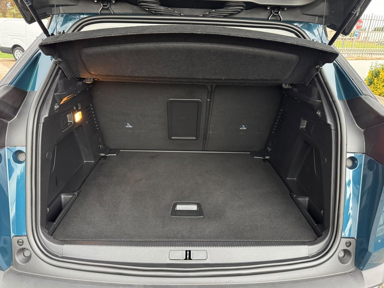 Peugeot 3008 BlueHDi 130 S&S Allure