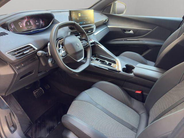 PEUGEOT 5008 1.5 BlueHDi 130cv EAT8 Allure Pack 7 posti