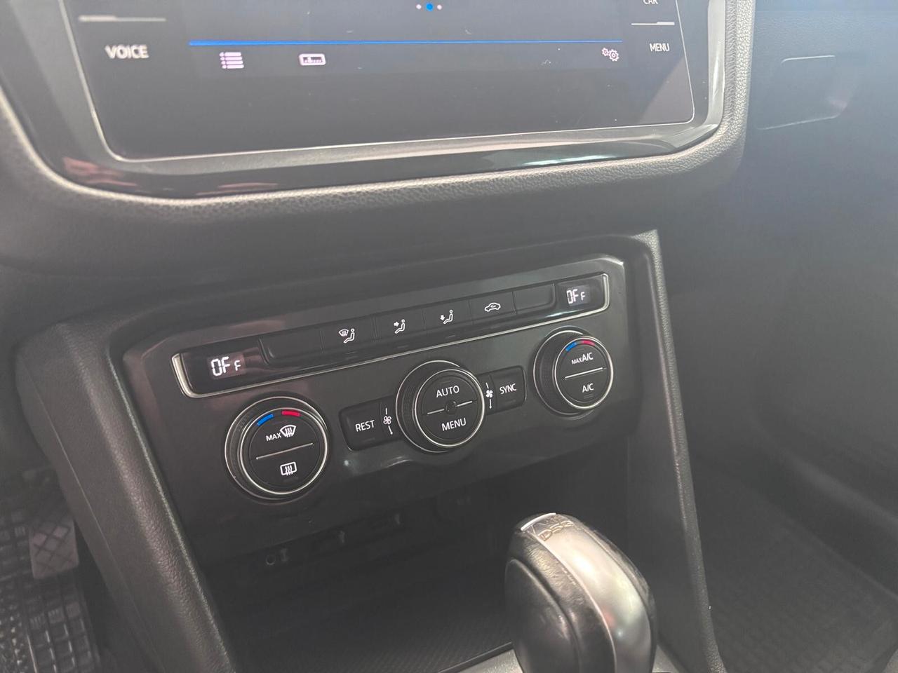 VOLKSWAGEN TIGUAN 2.0 TDI DSG NAVI-LED