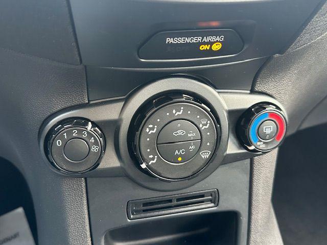 FORD Fiesta 1.0 80CV 5 porte Business