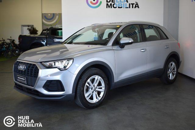 AUDI Q3 40 TDI quattro S tronic Business