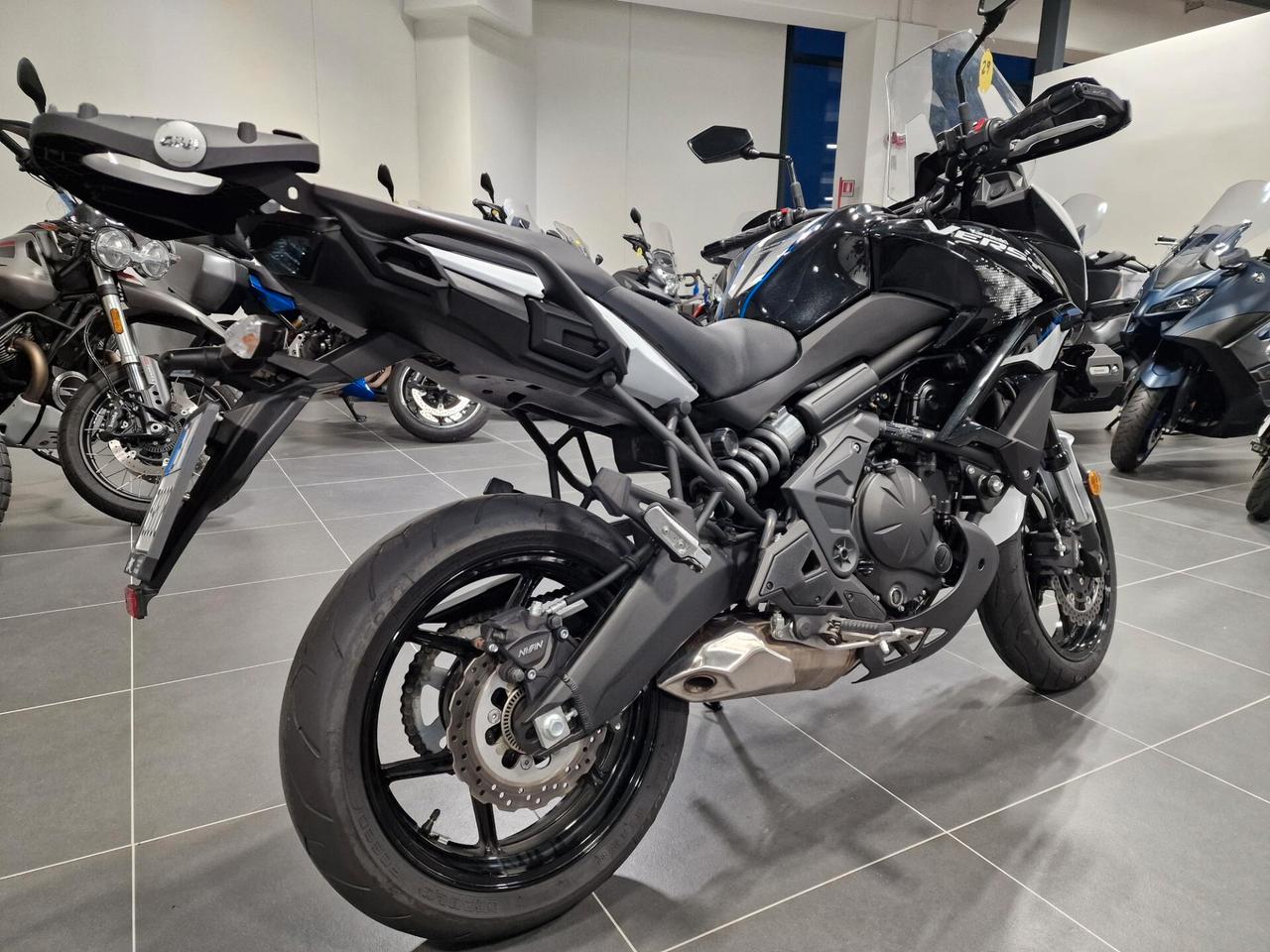 Kawasaki Versys 650 Bianco 2021