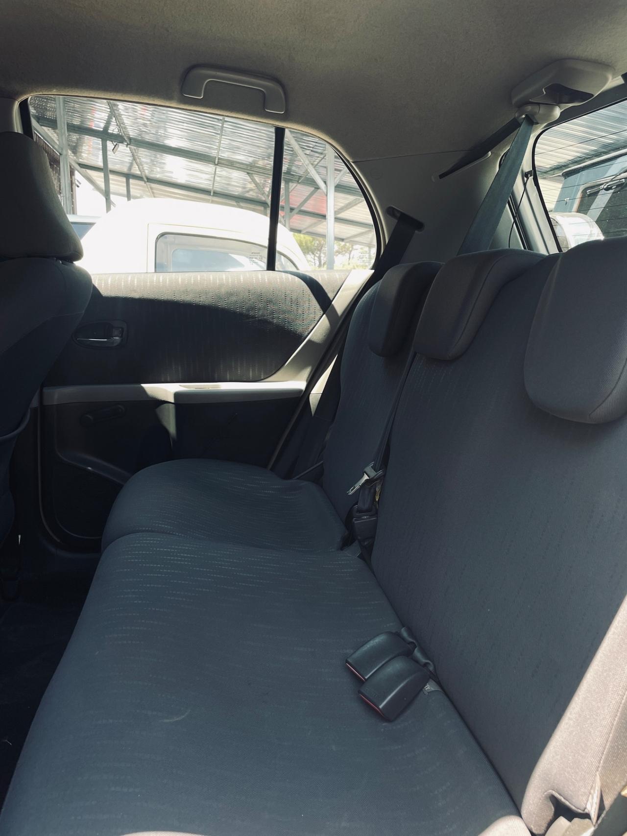 Toyota Yaris 1.3 5 porte
