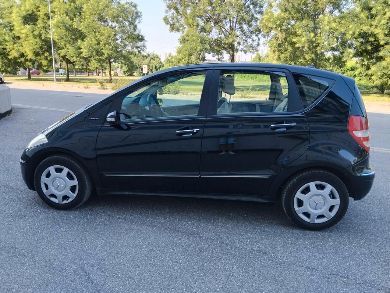 Mercedes-benz A 180 automatica