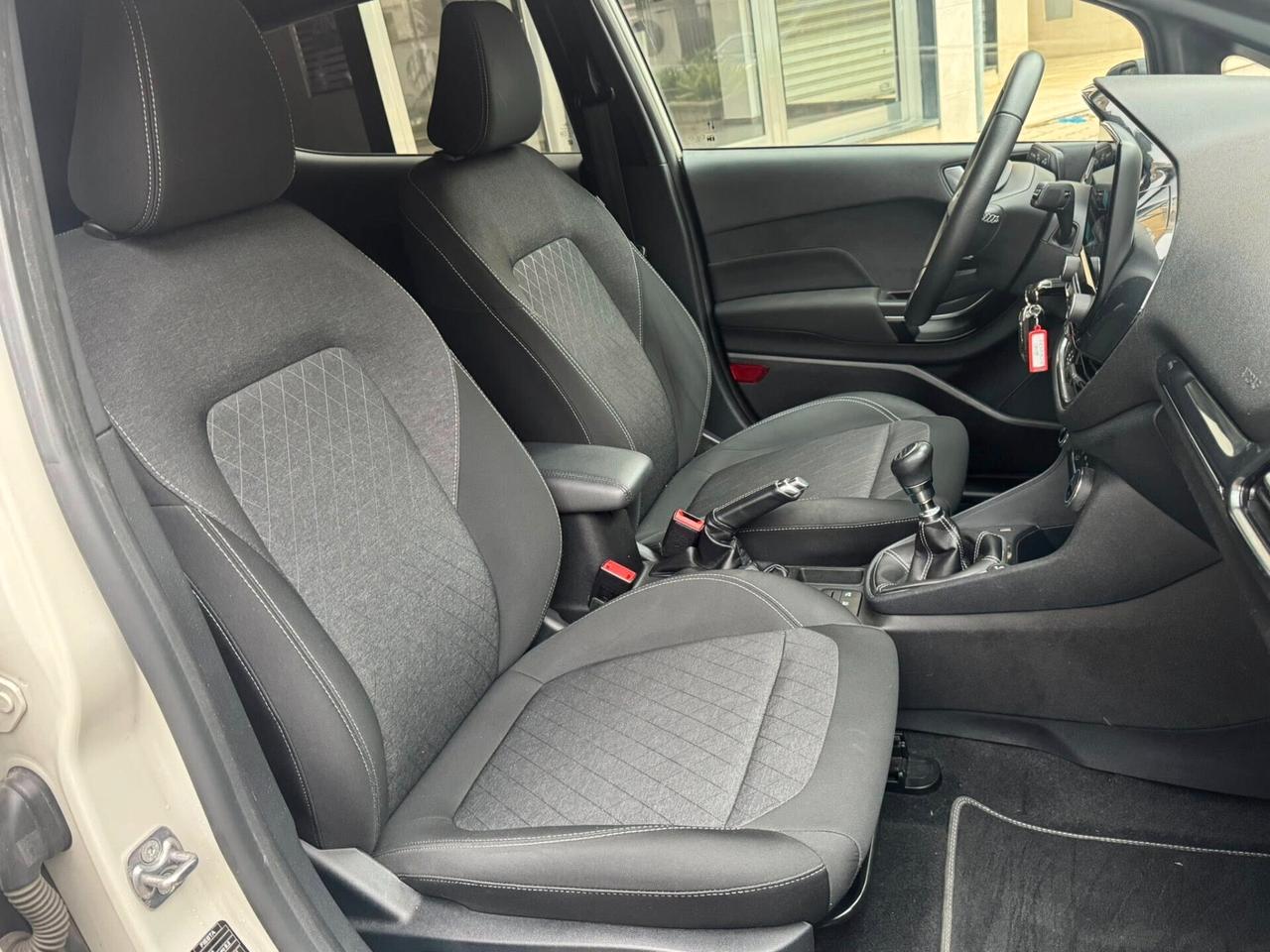 FORD FIESTA 1.5 TDCI 85 CV. NAVI+CERCHI+BIXENO