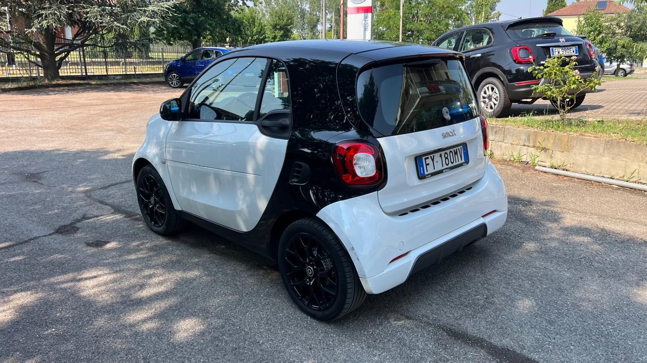 Smart ForTwo 70 1.0 twinamic Superpassion