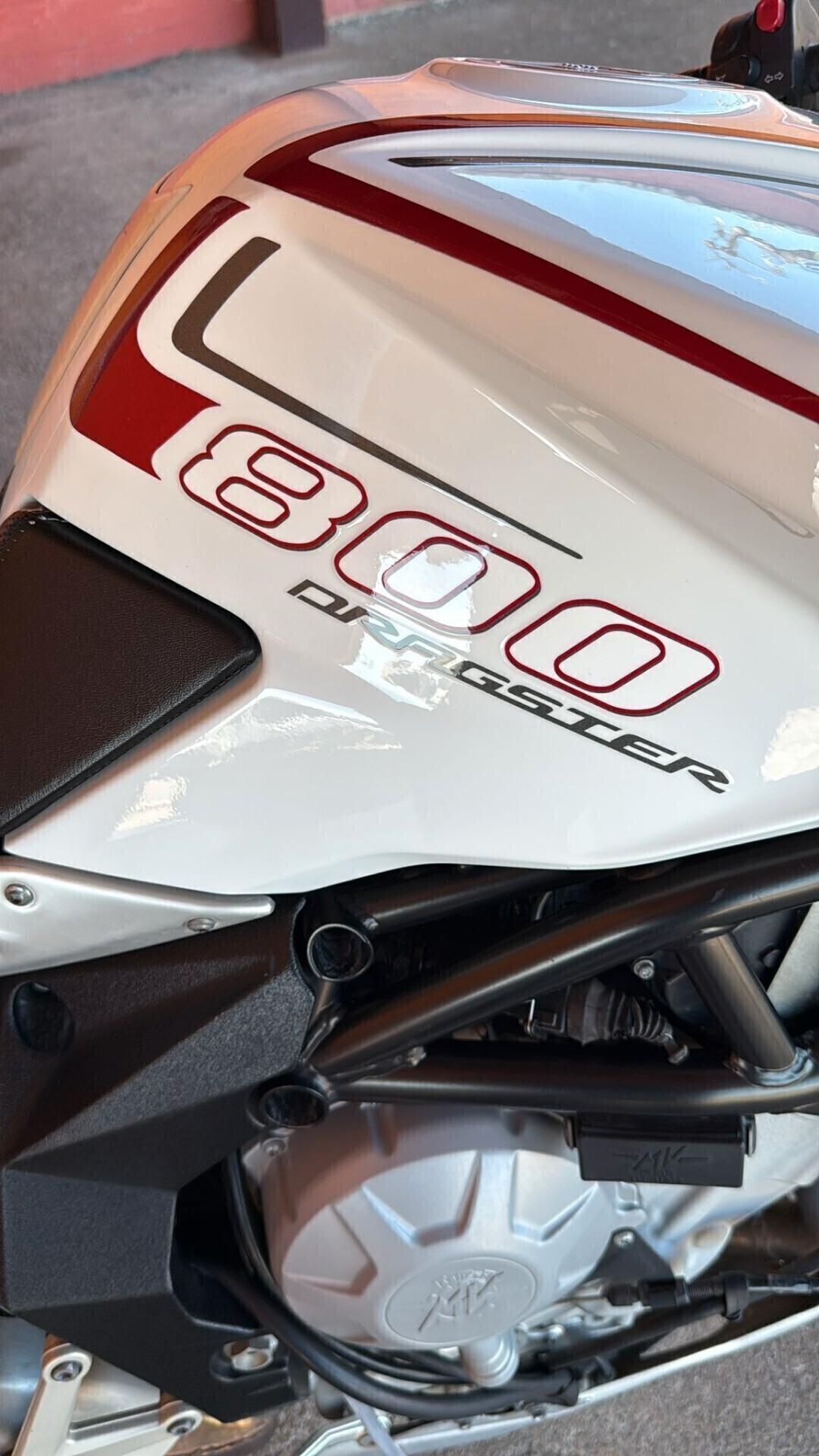 Mv Agusta brutale 800 dragster permuta auto/moto