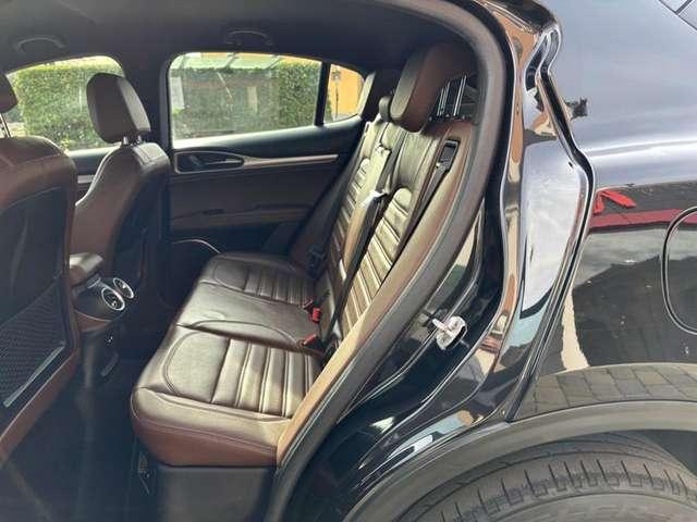 Alfa Romeo Stelvio 2.2 Turbodiesel 210 CV AT8 Q4 Executive