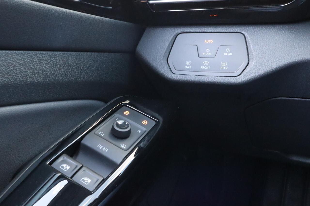 Volkswagen ID.5 PRO PERFORMANCE 204CV ACC LED KEYLESS 19"