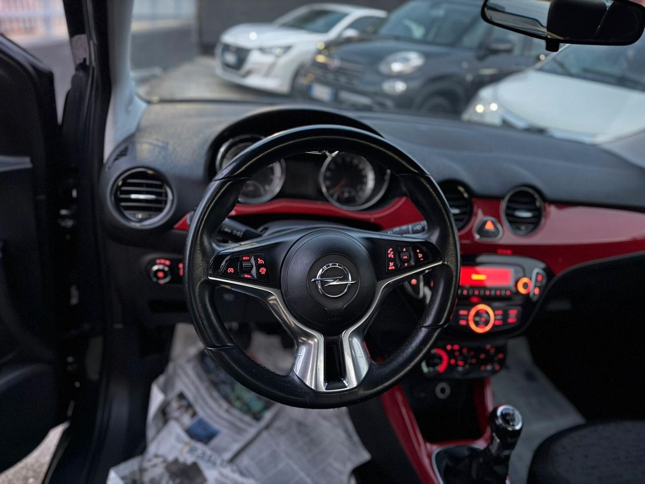 Opel Adam 1.4 87 CV White/Black Link