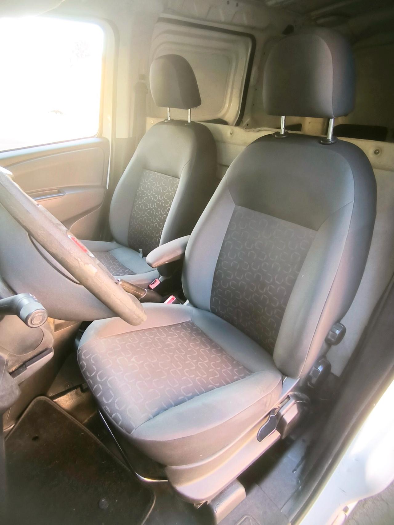 Fiat Doblo 1.3 MJT PC-TN Cargo Lamierato SX