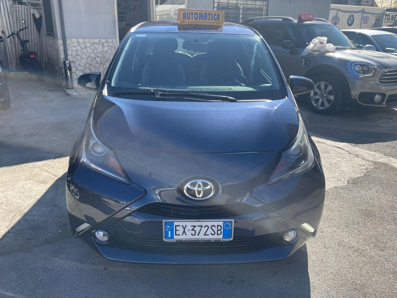 Toyota Aygo 1.0 12V VVT-i 3 porte Active Connect
