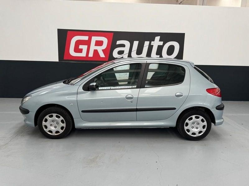 Peugeot 206 1.4 16V 5p. Roland Garros