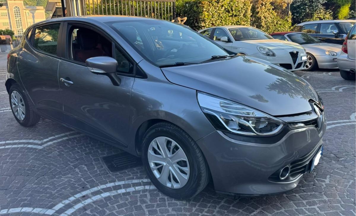 RENAULT Clio 1.2 75 CV 5p. Intens