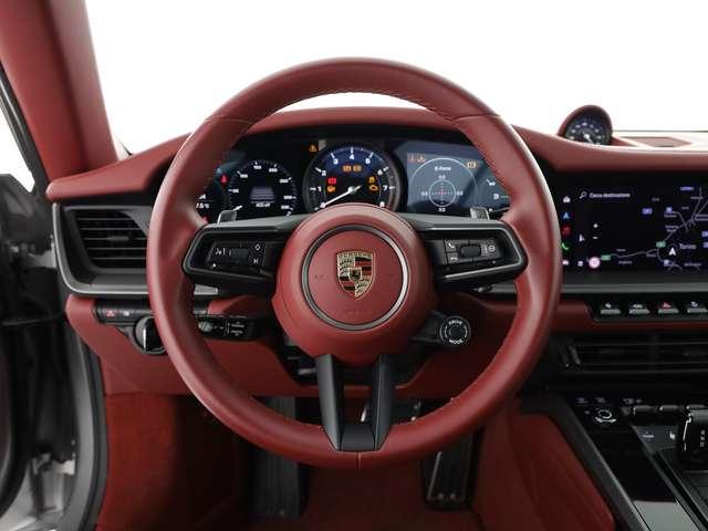 Porsche 992 cabrio 3.0 carrera auto