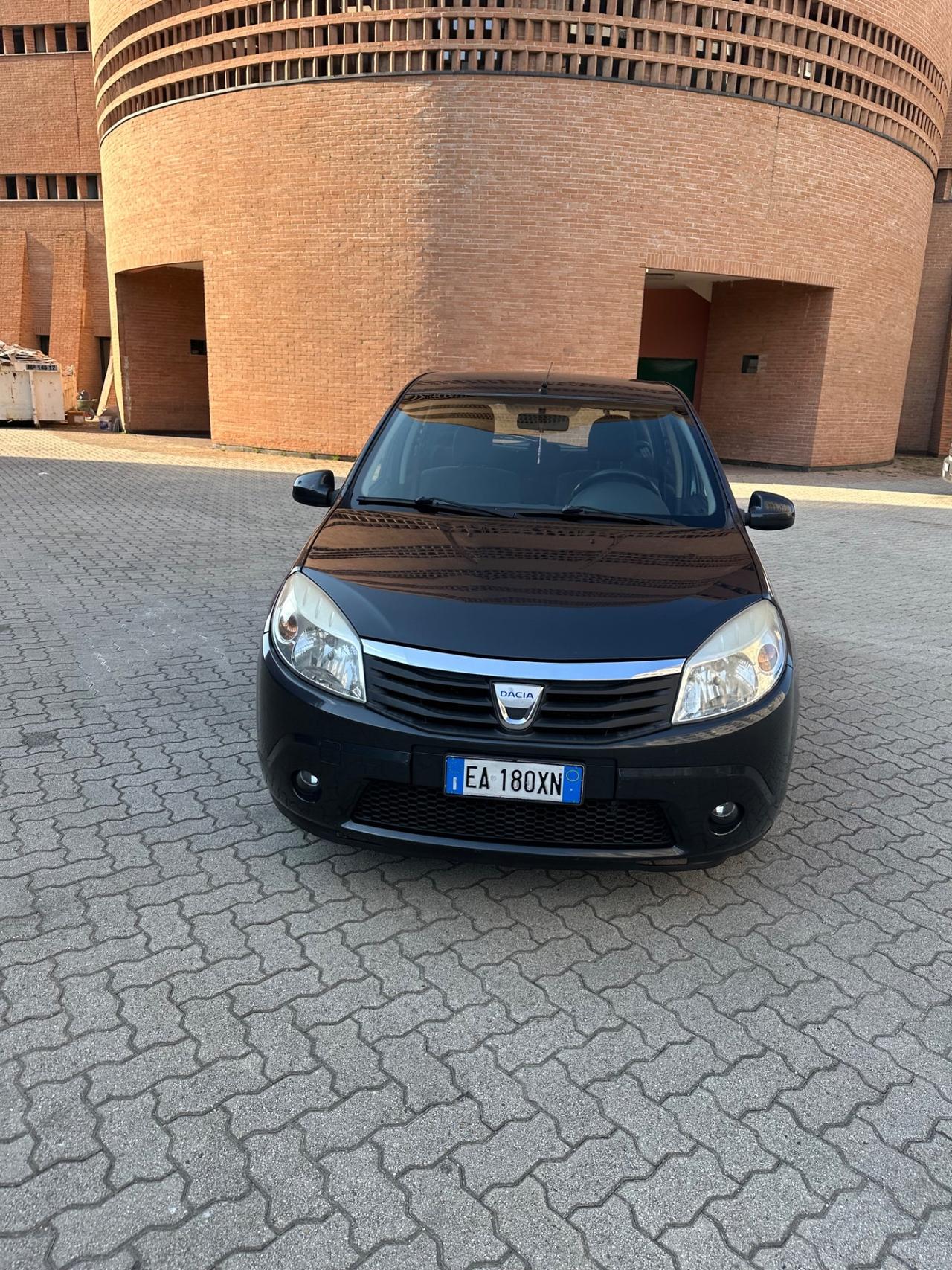Dacia Sandero 1.4 8V GPL Lauréate
