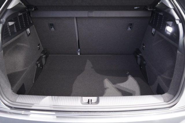 AUDI Q2 30 TDI 116cv S Line Edition Identity Black