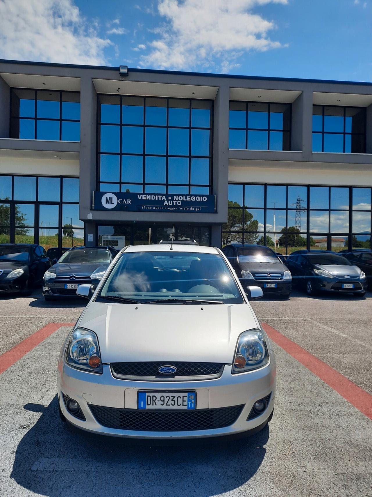 Ford Fiesta 1.2 16V 3p. Ghia OK NEOPATENTATI