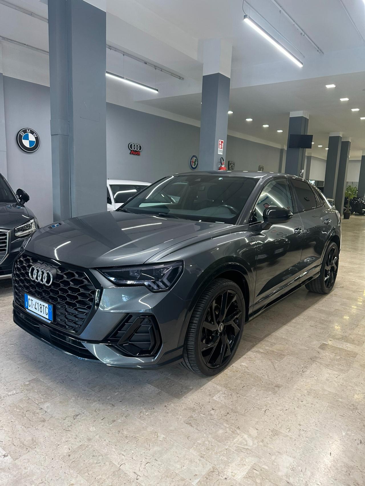 Audi Q3 SPORTBACK 35 TDI S - line edition