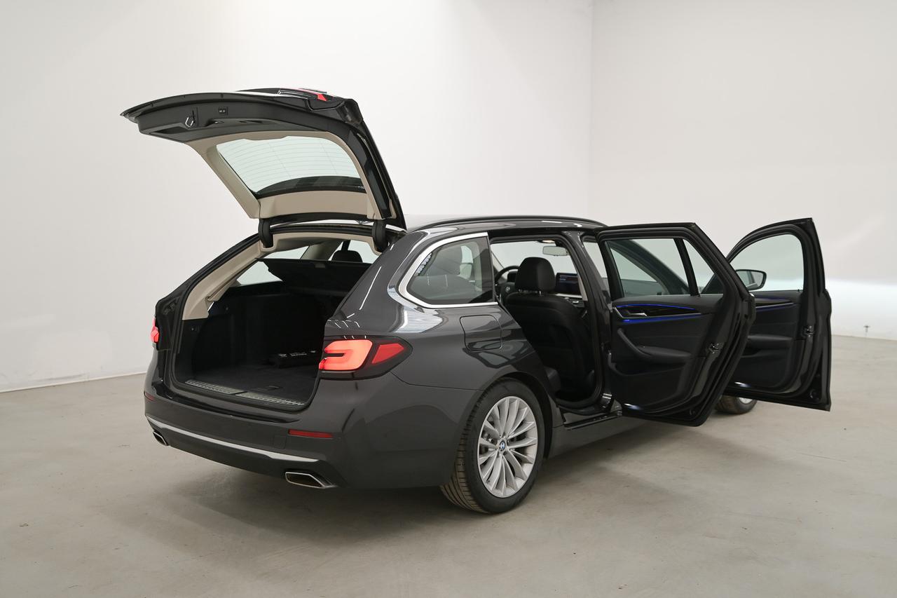 BMW 530d Touring mhev 48V Luxury auto