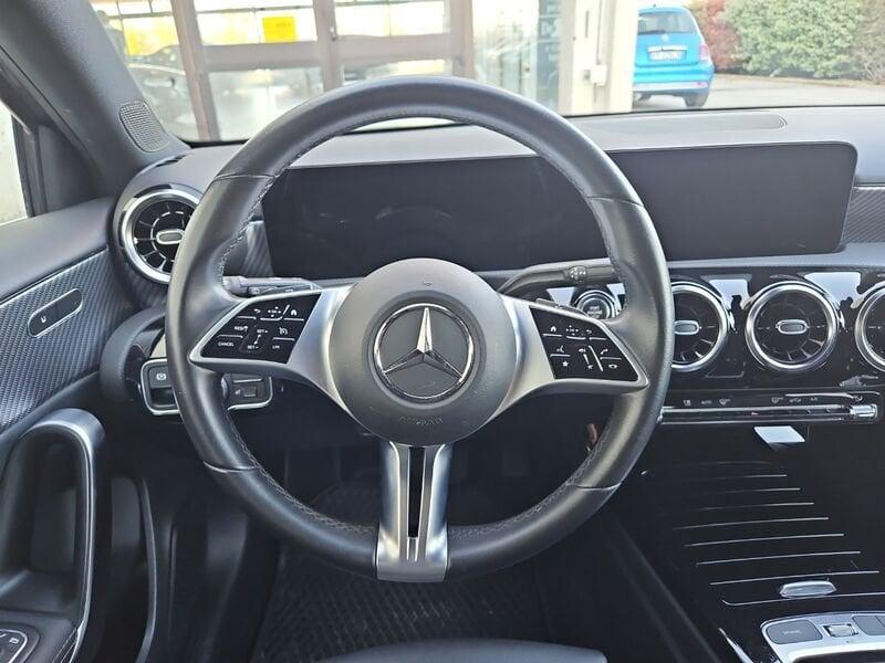 Mercedes-Benz Classe A A 180 d Progressive Advanced