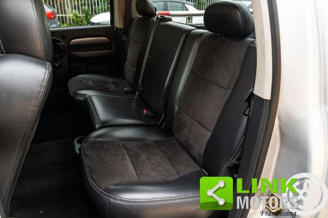 DODGE RAM 8.3 SRT-10 - V10 VIPER POWERED 507CV ? IVA ESPOSTA