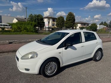 Fiat Grande Punto 1.3MJT 75 5p.Van Dyn. 4pti-ok neopatentati!!