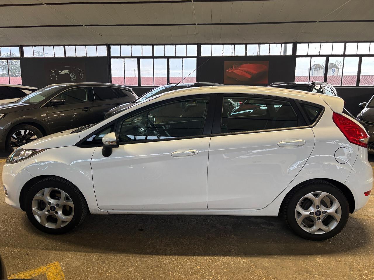 Ford Fiesta 1.2 16V 60KW 82CV Business NEOPATENTATO