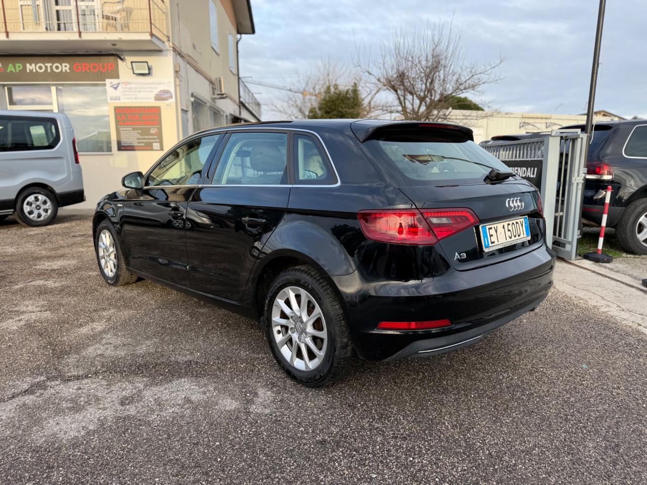 Audi A3 SPB 1.4 TFSI g-tron Ambiente NEOPATENTATI