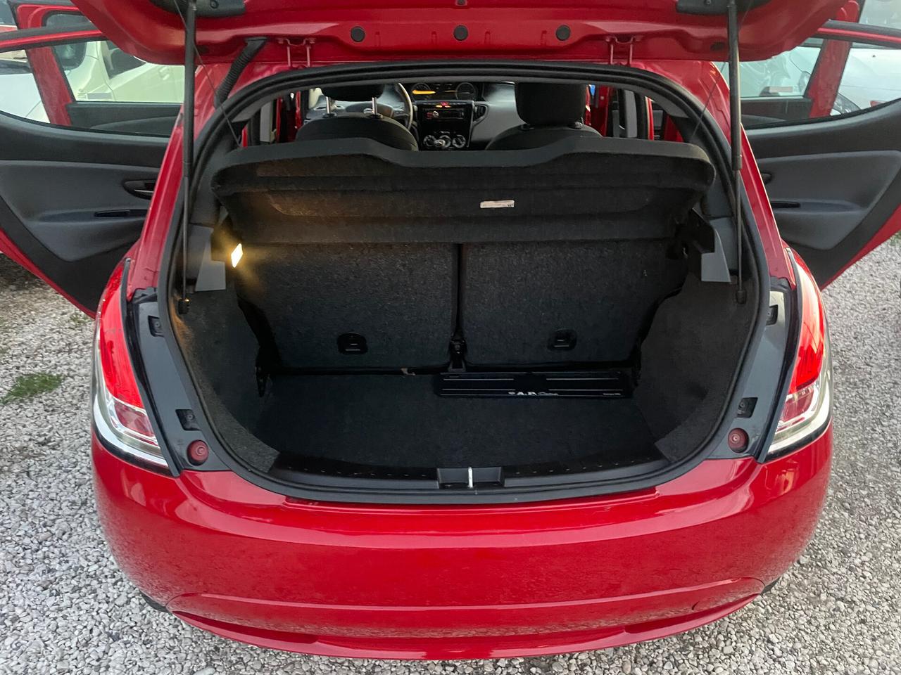 Lancia Ypsilon 1.3 MJT 5 PORTE DIESEL