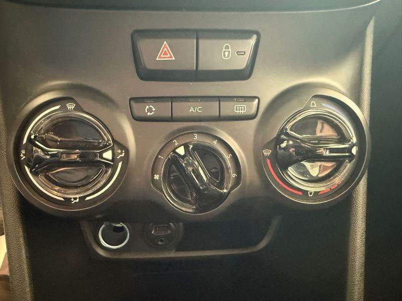 Peugeot 208 208 5p 1.2 PTech 82cv Active