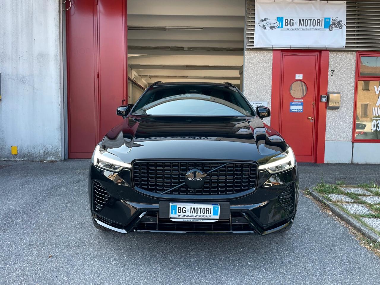Volvo XC 60 XC60 II 2.0 t6 phev Ultra Black Edition awd auto