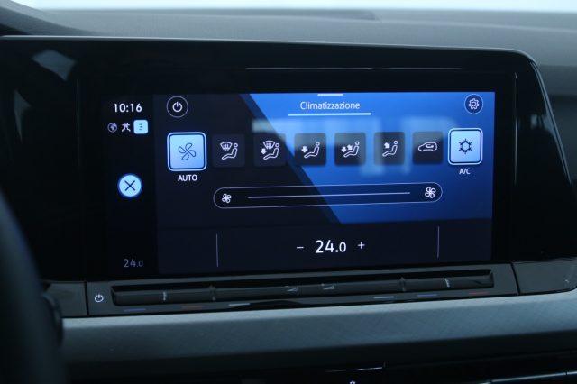 VOLKSWAGEN Golf 1.0 eTSI EVO DSG Life / Neopatentati