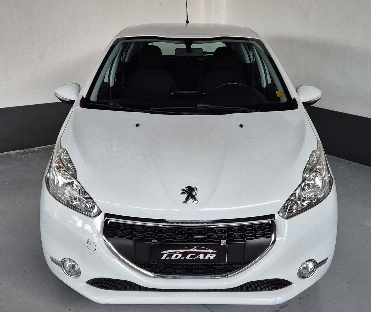 Peugeot 208 PureTech 82 5 porte Allure