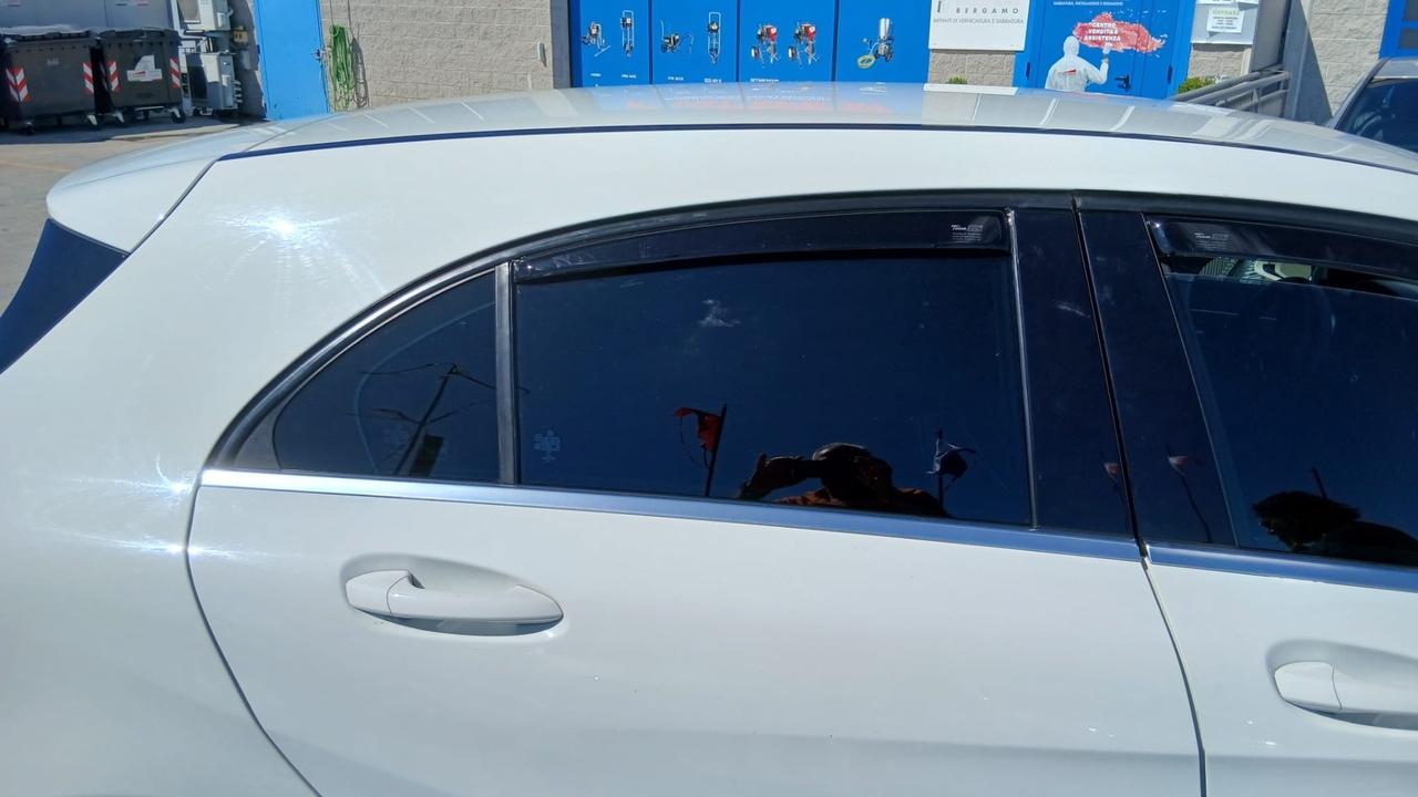 Mercedes-benz A 180 Sport 122cv Benzina