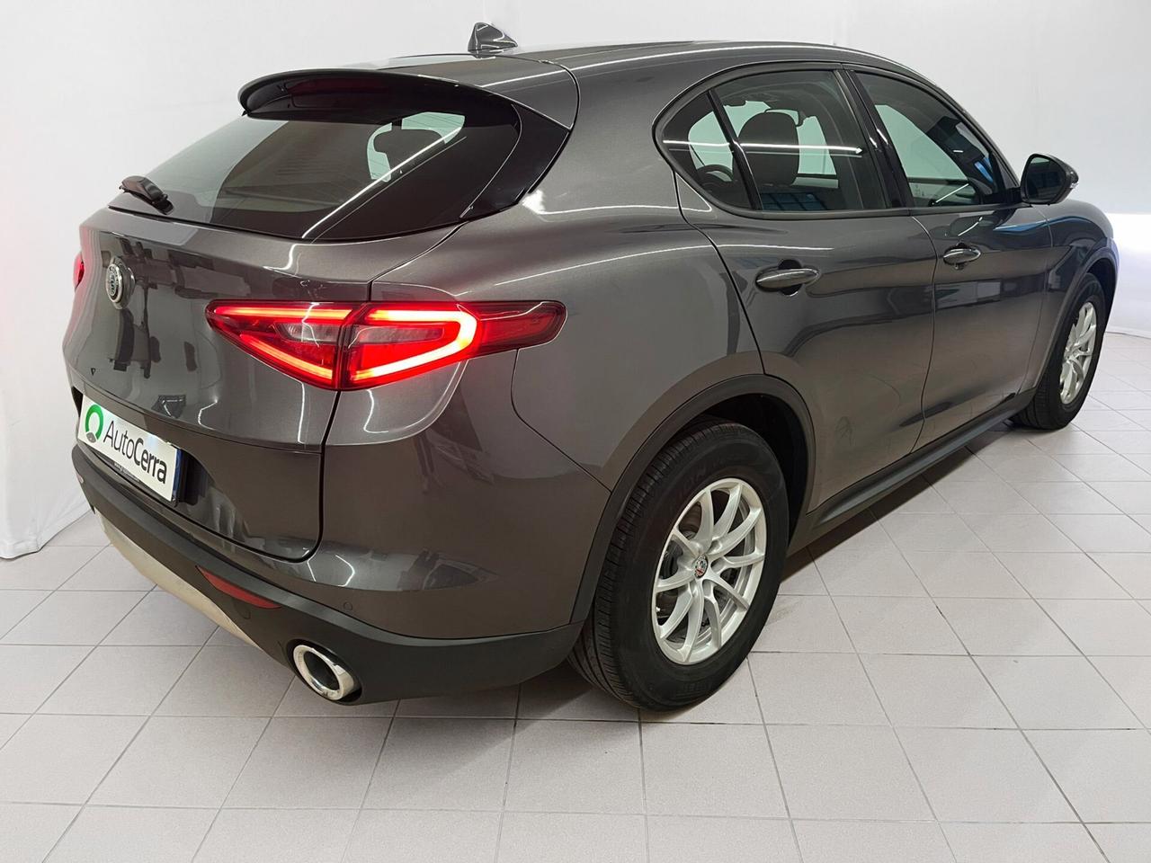 Alfa Romeo Stelvio 2.2 Turbodiesel 160 CV AT8 RWD Business